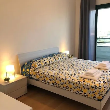 Panoramic Sport Apartment: Vista Golfo Di * Кальяри