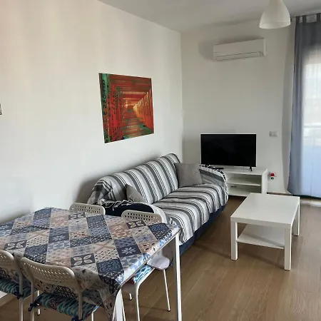 Panoramic Sport Apartment: Vista Golfo Di *